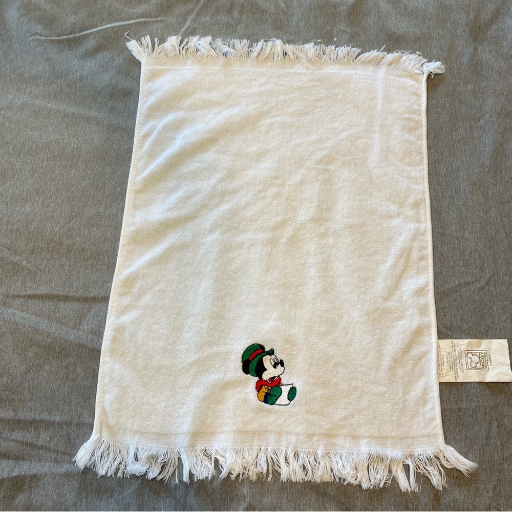 Vintage Disney‎ Christmas Hand Towel Mickey Mouse Caroling